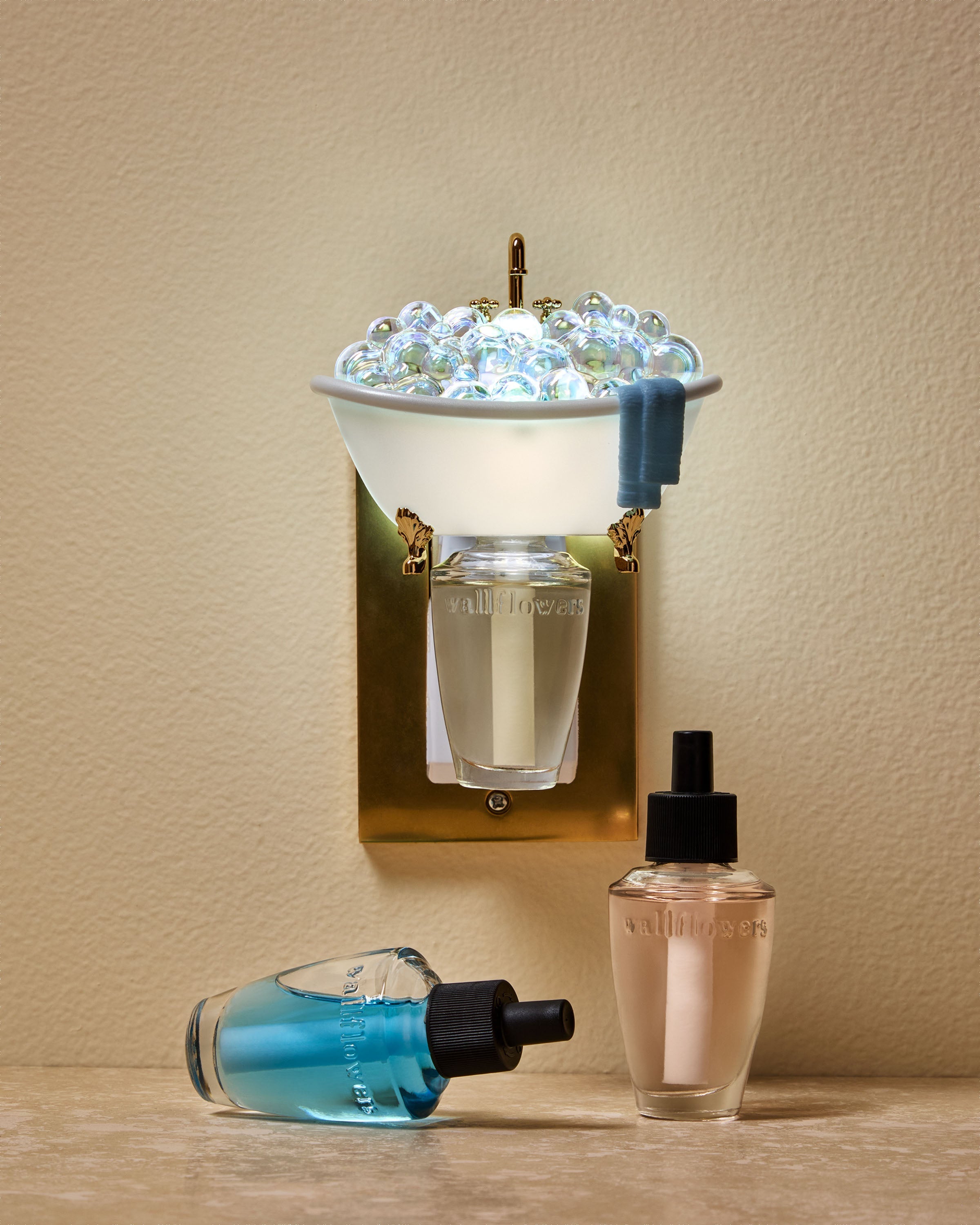 Bubble Bath Scent Control&trade; Nightlight Wallflowers Fragrance Plug