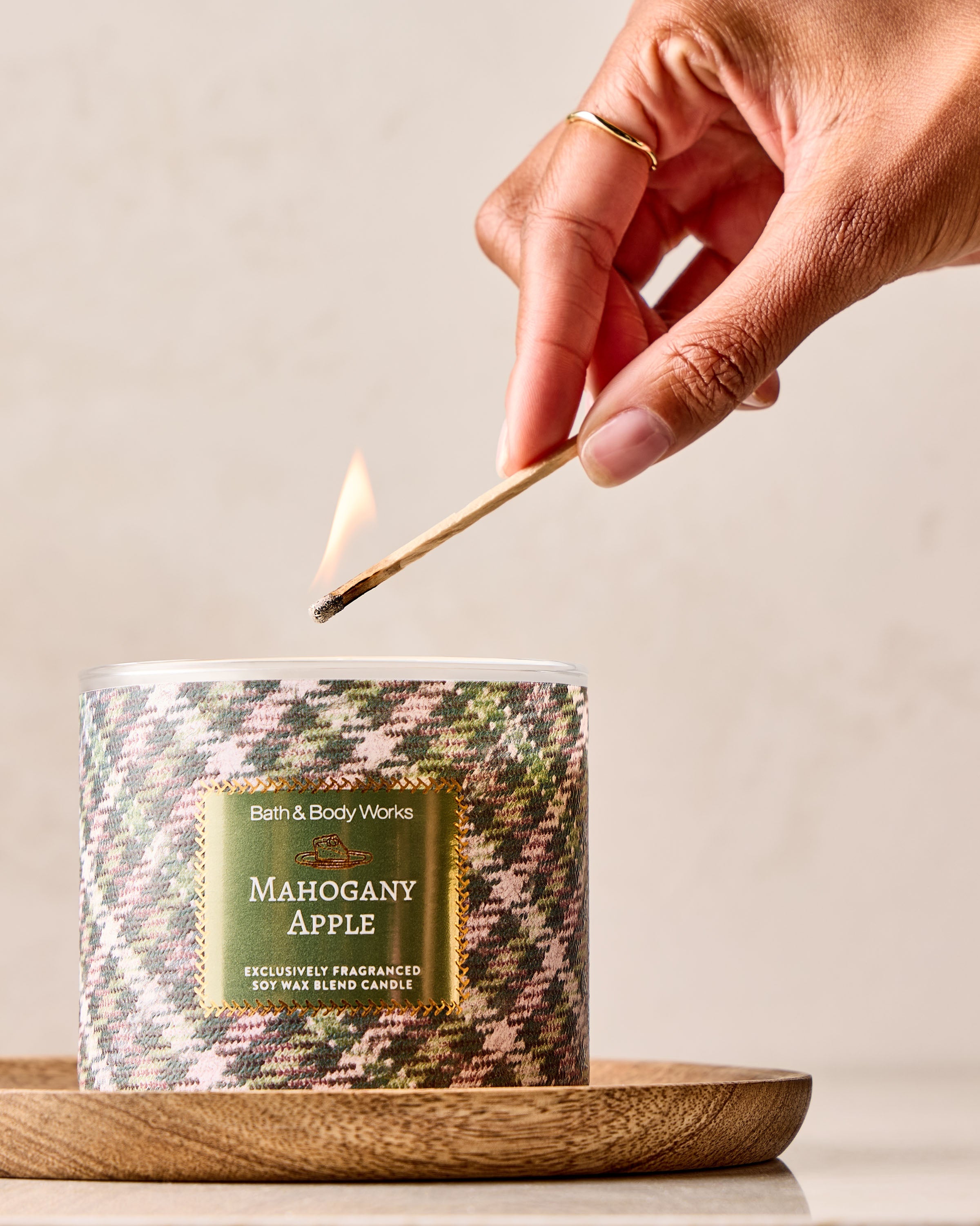 Mahogany Apple 3-Wick Candle