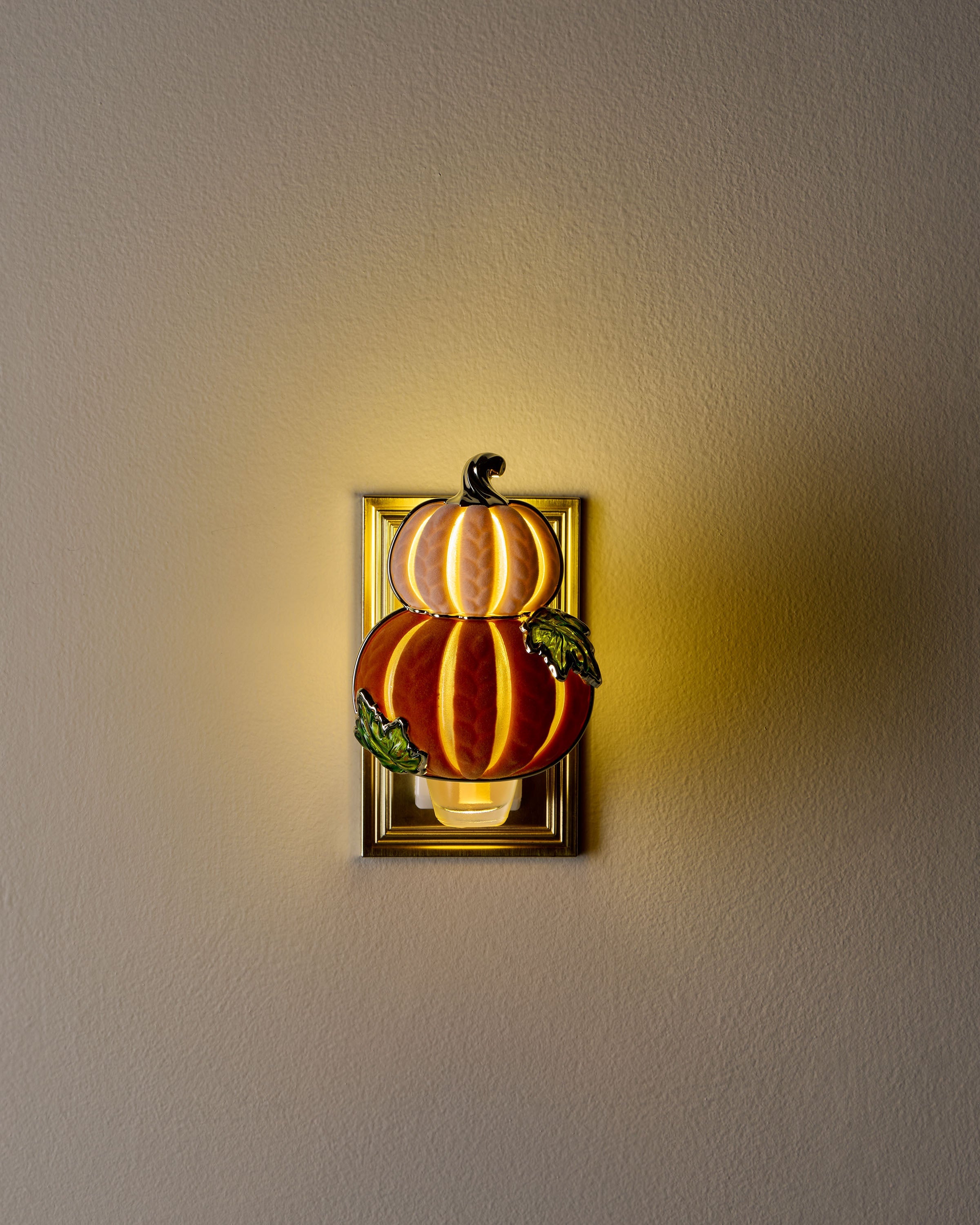 Knit Pumpkin Stack Scent Control&trade; Nightlight Wallflowers Fragrance Plug